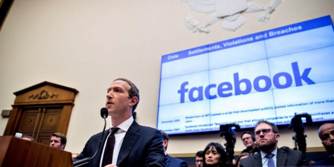 CEO Mark Zuckerberg của Facebook tại Quốc hội Mỹ. Ảnh: AP Photo/Andrew Harnik.