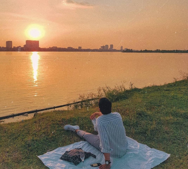 Gác lại âu lo và cùng ngắm hoàng hôn tại những địa điểm cực “chill” tại Hà Nội - 12