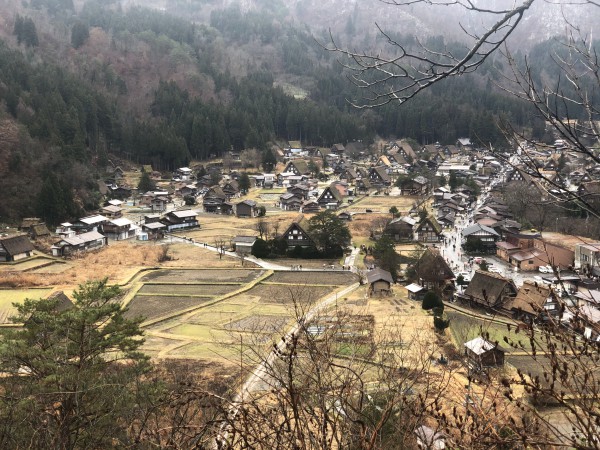 Shirakawago yên bình và xinh đẹp