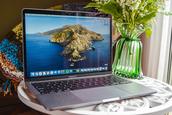 Đã có thể mua MacBook Pro 13 inch 2020 giá rẻ hơn từ Apple - 1