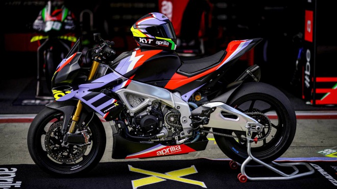 Aprilia Tuono V4 X.