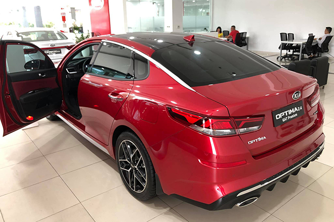 Đại lý &#34;xả hàng&#34; Kia Optima, giảm giá tới 90 triệu đồng - 2