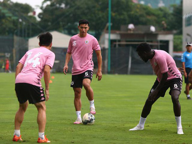 Văn Hậu hứa hẹn sẽ giúp Hà Nội FC tự tin hơn khi V-League 2020 trở lại