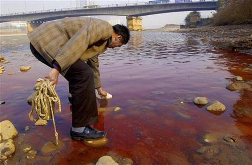 Hoàng Hà – con sông là cái nôi của văn minh Trung Hoa – đang bị ô nhiễm nghiêm trọng (ảnh: Reuters)