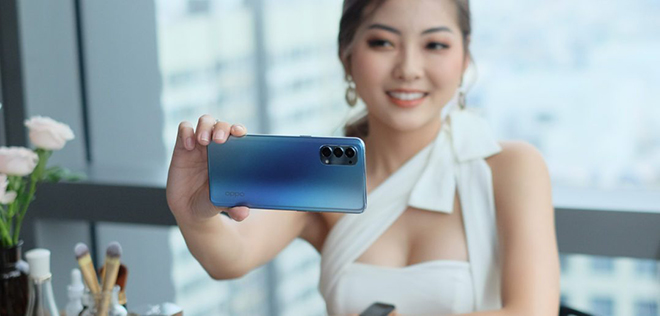 Top smartphone cận cao cấp HOT nhất tháng - 1