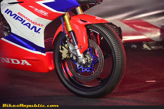 honda cbr250rr racing