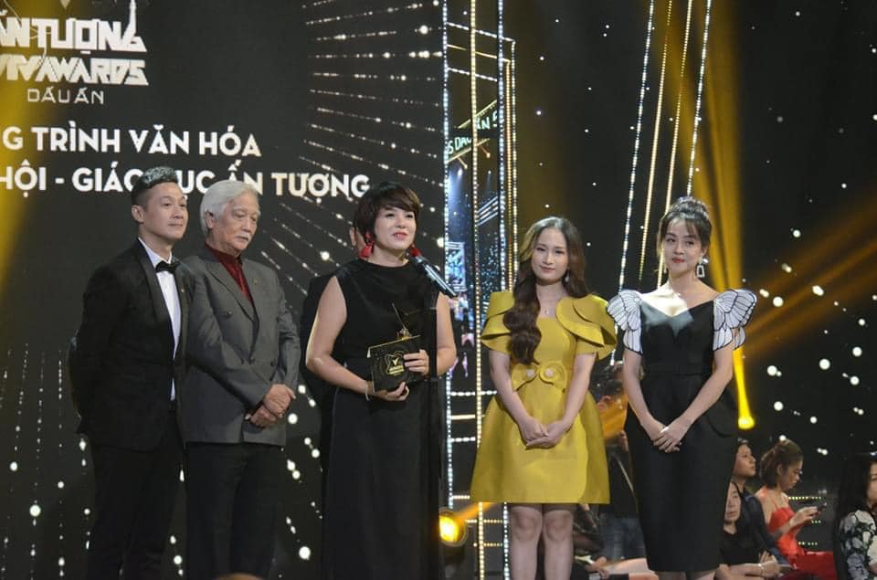 MC “mặn” nhất đài truyền hình nhận giải VTV Awards - 8