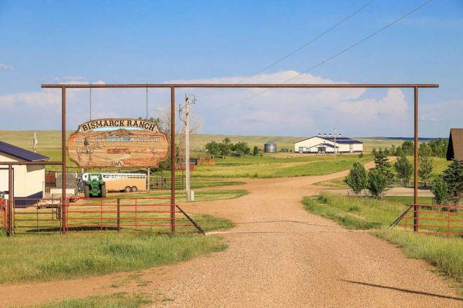 Trang trại của Wanless tại South Dakota. Ảnh: Wall Street Journal