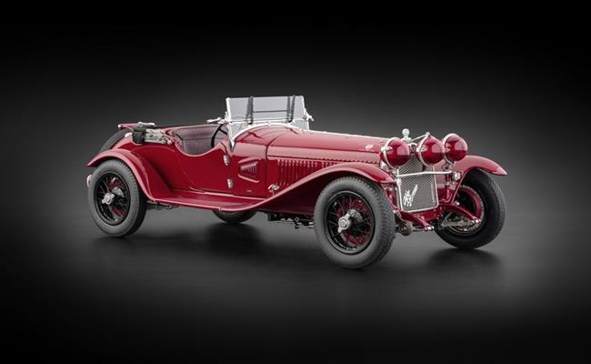 Chiếc Alfa Romeo 6C 1750 Gran Sport Spider được lấy thiết kế dựa trên mẫu xe huyền thoại 6C 1500, là 1 trong những mẫu xe đua thành công nhất của hãng xe Zagato trong những năm 1930. Xe được trang bị động cơ 6 xy-lanh, tốc độ trung bình đạt 100 km/h. Chiếc xe đã từng giành chiến thắng và lập kỷ lục thế giới tại giải đua xe cổ Mille Miglia khi hoàn thành đường đua dài 1609 km. Mẫu xe này được bán đấu giá với giá dự kiến khoảng 2,5 triệu USD – 2,8 triệu USD (57 tỷ - 64 tỷ đồng).
