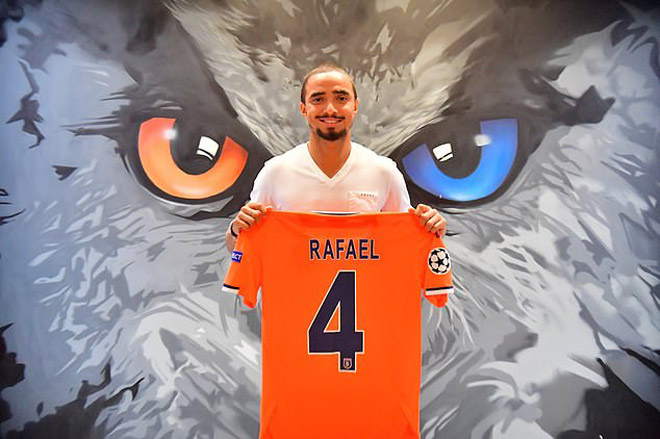 Rafael sẽ khoác áo số 4 ở Istanbul Basaksehir