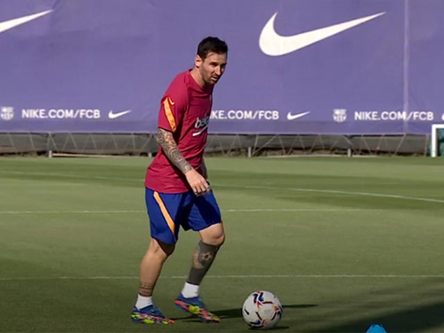 Tin HOT bóng đá tối 10/9: Messi tập trong ngày đồng đội nghỉ - 1