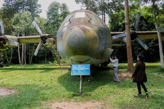 Máy bay vận tải C-130.