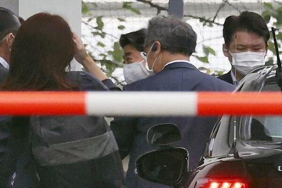 Thủ tướng Nhật Bản Abe Shinzo lại nhập viện. Ảnh: Reuters.&nbsp;