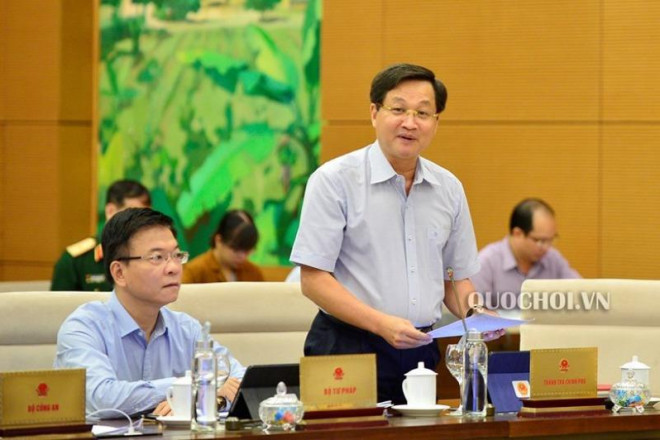 Tổng thanh tra Chính phủ Lê Minh Khái trình bày báo cáo của Chính phủ về công tác giải quyết khiếu nại, tố cáo. Ảnh: Quochoi.vn