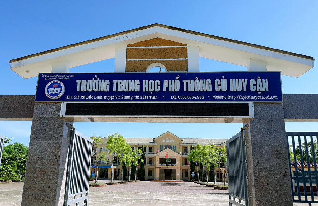 Trường THPT Cù Huy Cận nơi em Thảo theo học.