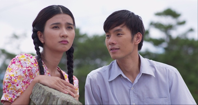 Trong phim truyền hình "Mộng phù hoa", Nhan Phúc Vinh khiến nhiều người tiếc nuối vì chuyện tình cảm của anh và Ba Trang (Kim Tuyến) không thành.
