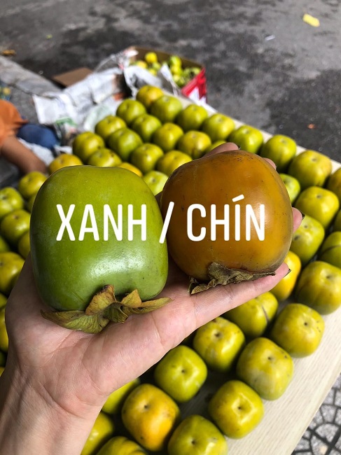 Quả hồng xanh khi chín chuyển sang màu vàng và trong như thạch - Ảnh: NVCC