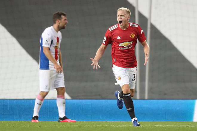 Van de Beek ghi bàn ra mắt MU nhưng họ vẫn thua đau Crystal Palace 1-3 trên sân nhà Old Trafford