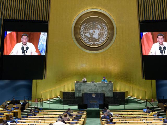 Trung - Mỹ "khẩu chiến" tại Liên Hợp Quốc: Philippines đã chọn một bên?