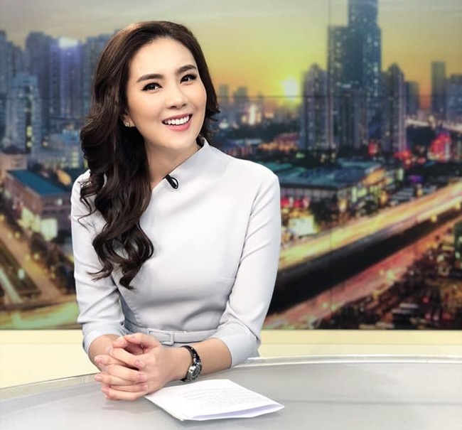 Mai Ngọc vẫn được nhắc đến là một trong những mỹ nhân của VTV. Đặc biệt cô còn được gọi là 'cô gái thời tiết' vì từng đảm nhận MC của chương trình này.
