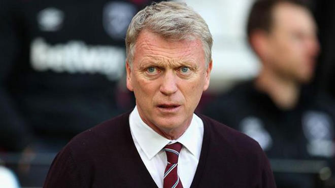 HLV David Moyes và 2 cậu học trò ở West Ham cùng mắc Covid-19