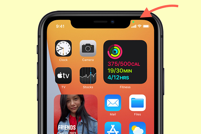 Tại sao có chấm màu Cam và Xanh ở góc trên màn hình iPhone chạy iOS 14? - 1