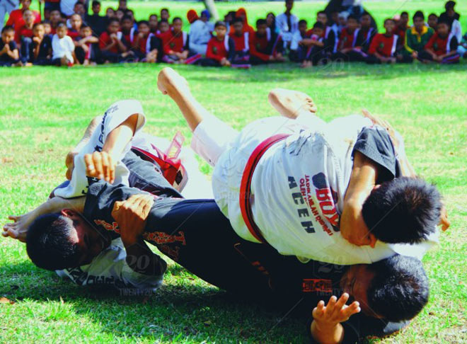 Môn&nbsp;Tarung Derajat, thi đấu thực chiến như đánh nhau đường phố, môn thi của SEA Games từng diễn ra ở Indonesia, nhưng ở kỳ Đại hội sắp tới bị loại trừ&nbsp;