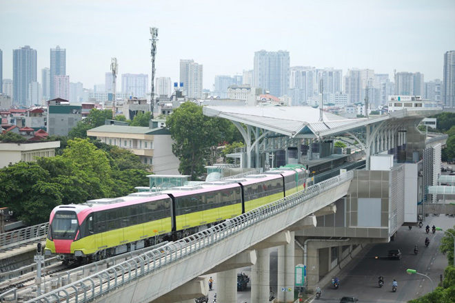 Tàu chạy thử trên quãng đường dài 8,5km, từ ga Depot Nhổn đến ga S8 (Nhổn - Cầu Giấy) và ngược lại.