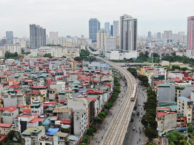 Theo ông Hiếu, các đoàn tàu của dự án bắt đầu được đưa vào vận hành thử nghiệm liên động tuyến trên cao 8,5km, từ ga Depot Nhổn đến ga S8 (Nhổn - Cầu Giấy) và ngược lại.