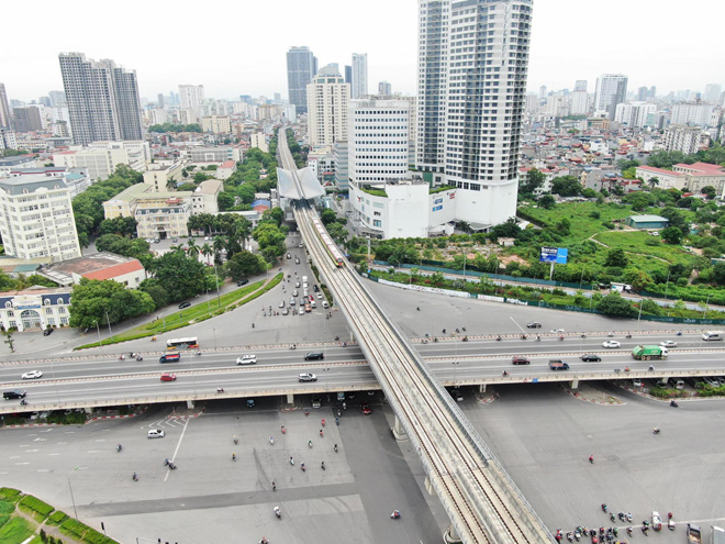 “Việc thử nghiệm liên động sẽ do các chuyên gia quốc tế của nhà thầu đảm nhiệm, đảm bảo việc tuân thủ theo đúng yêu cầu kỹ thuật và quy trình của dự án”, ông Hiếu nói.