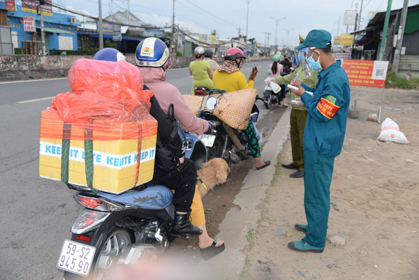 Từ 17h, ngày 1/7, người từ các địa phương khác đến địa bàn tỉnh Tiền Giang phải có giấy xét nghiệm Realtime RT-PCR hoặc test nhanh kháng nguyên âm tính với SARS-CoV-2