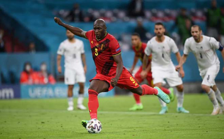 Lukaku dù ghi bàn nhưng cũng không thể giúp Bỉ vào được bán kết