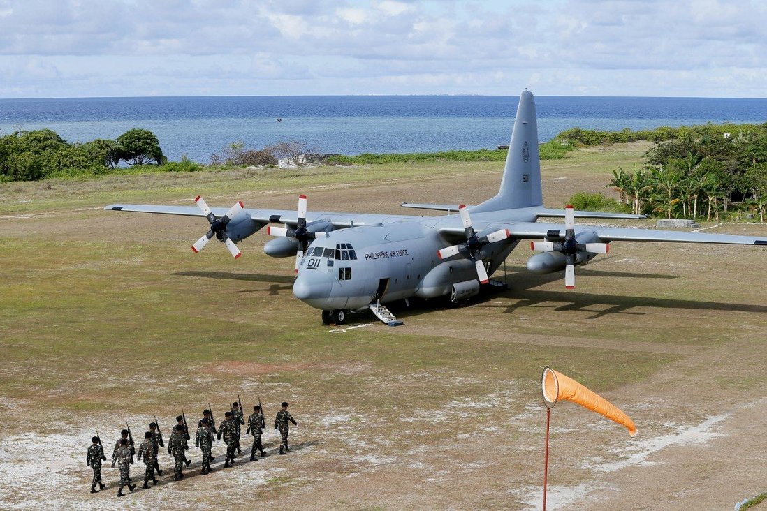 Một máy bay vận tải C-130 của quân đội Philippines.