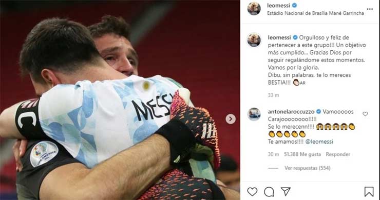 Messi tri ân thủ thành đồng đội Emiliano Martinez