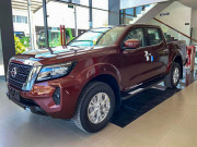 Tin tức ô tô - Cận cảnh xe Nissan Navara bản VE tại đại lý, giá bán hơn 740 triệu đồng