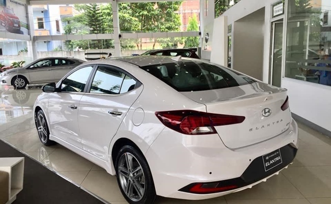 Giá xe Hyundai Elantra mới nhất tháng 7/2021 đầy đủ các phiên bản - 5