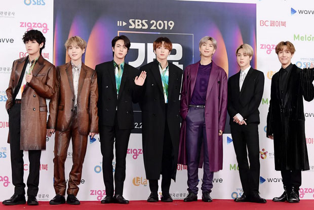 BTS - nhóm nhạc nam có phong cách thời trang đỉnh nhất thế giới - 11