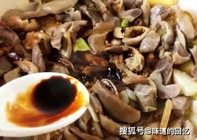 Đây là bộ phận "đại bổ" của con gà nhưng lại có giá cực rẻ - 3