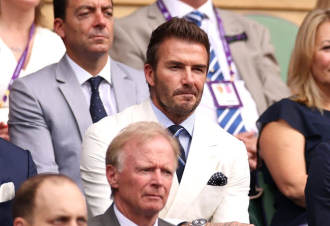 Beckham ăn vận bảnh bao gây “náo loạn” Wimbledon, làm “lu mờ” Djokovic - 10