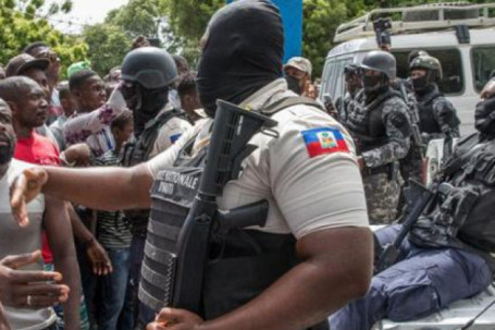 Tổng thống Haiti bị chính vệ sĩ của mình sát hại?