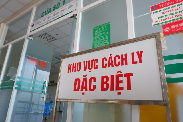 Hà Nội: Thêm 3 ca dương tính với SARS-CoV-2 - 1