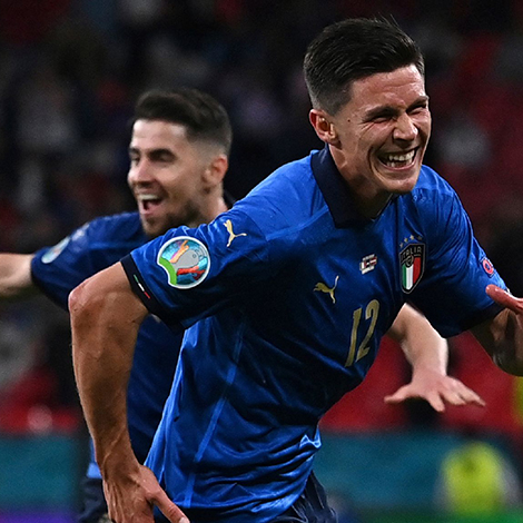 Italia vô địch EURO: Rũ bùn đứng dậy, trở lại làm trùm bóng đá châu Âu - 7