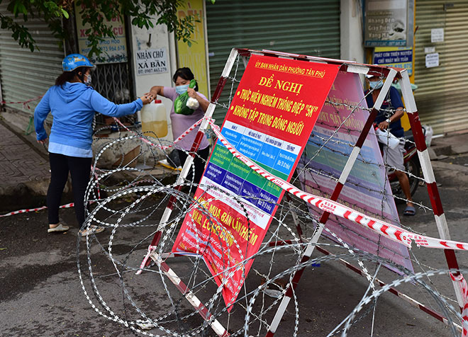 Chốt phong tỏa phường Tân Phú (trừ khu công nghệ cao), TP Thủ Đức. Ảnh: Hồng Lam