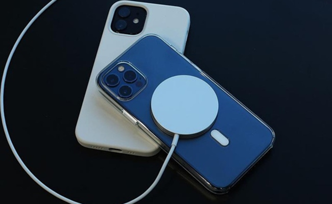 Giá iPhone 12 mới nhất tháng 8/2021 các phiên bản - 12