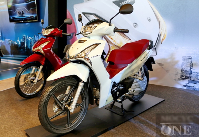 2021 Honda Wave 125i về đại lý, gây sốt làng xe số - 2