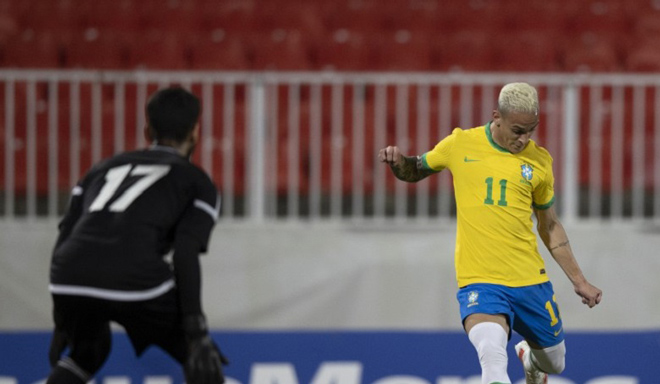 O.Brazil chỉ cần bùng nổ trong 15 phút cuối trận để thắng O.UAE