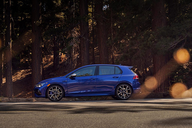 Volkswagen Golf R 2022 trình làng, giá quy đổi từ 1 tỷ VND - 12