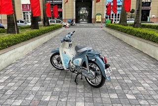 Chiếc Super Cub với biển ngũ quý khiến dân tình mê mẩn. Ảnh: Vietnamnet