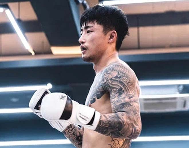 Võ sỹ 126 kg ra đòn nhanh như điện, tân binh MMA đấm đối thủ mất nhận thức - 2