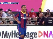 Bóng đá - Ronaldinho suýt ghi bàn từ cự ly 40m, bị thủ môn từ chối tuyệt tác đá phạt